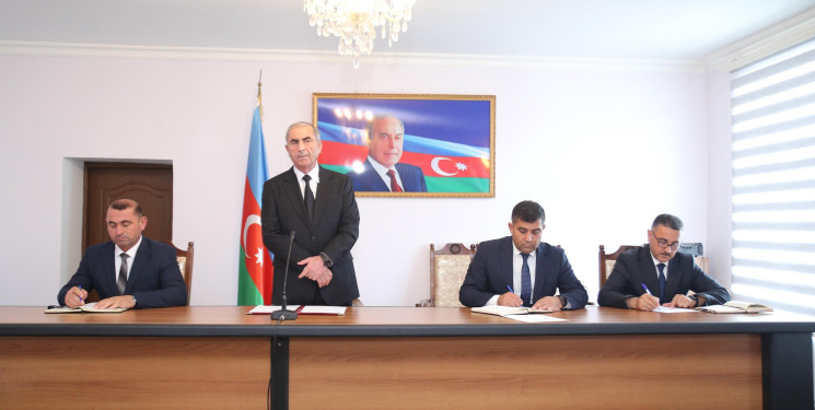Hacıqabul Rayon İcra Hakimiyyətində növbəti vətəndaş qəbulu keçirildi.