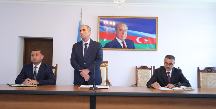 Hacıqabul Rayon İcra Hakimiyyətində növbəti vətəndaş qəbulu keçirildi.